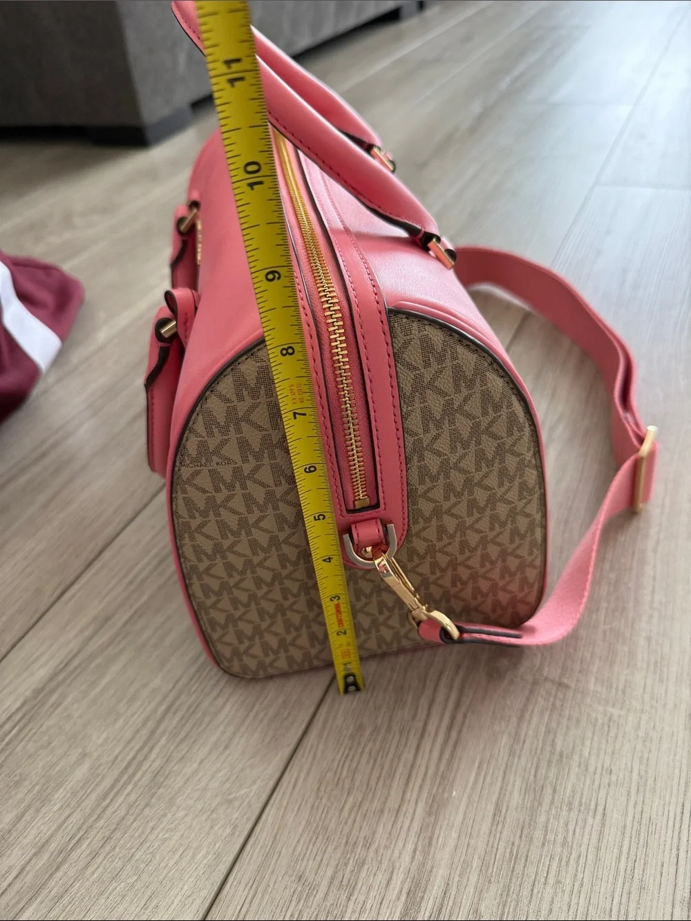 Michael Kors Jet Set Travel Medium Duffle Satchel